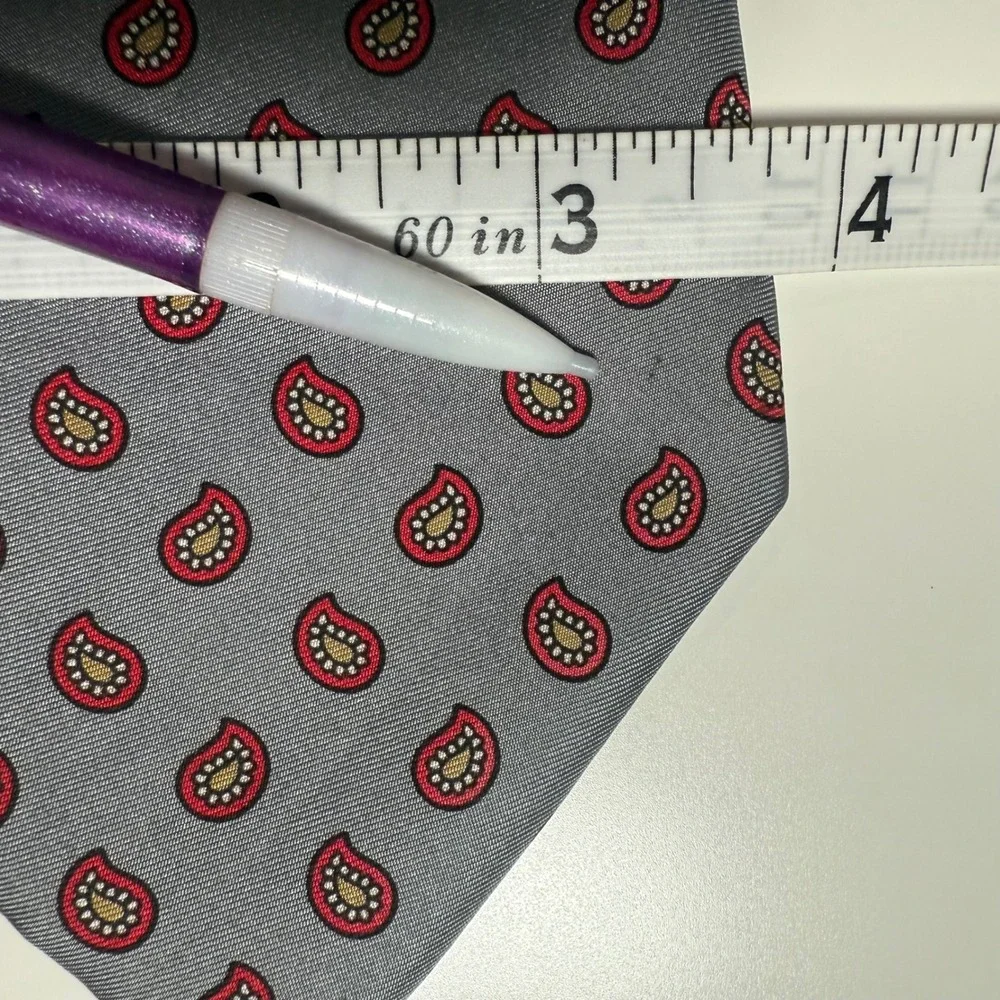 Valentino Giovanni Tie Mens OS Gray Red Paisley Silk Italian Luxury‎ Necktie